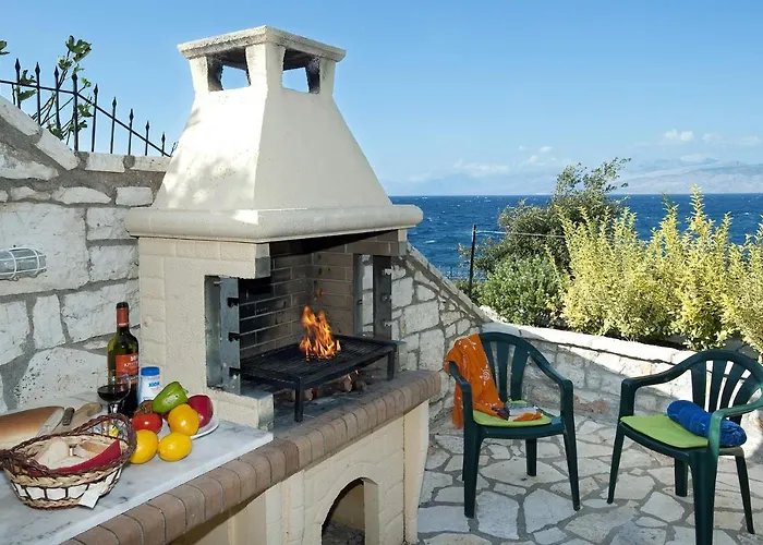 Βίλα Alexandros By Κασσιόπη